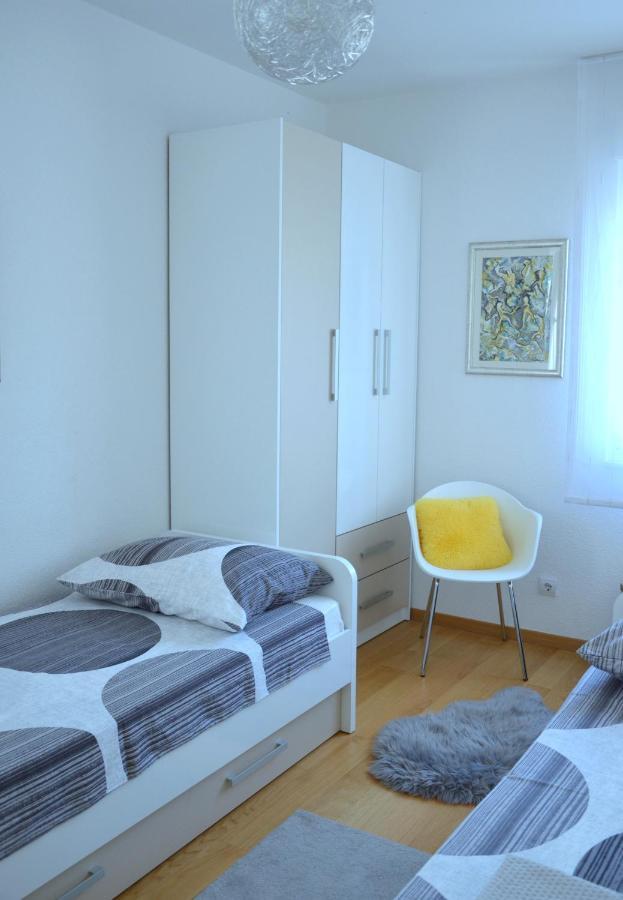 Iris Beach Apartments Kastela Luaran gambar