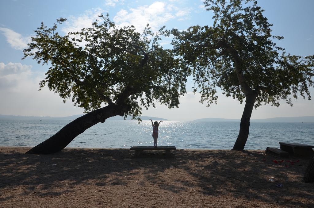 Iris Beach Apartments Kastela Luaran gambar