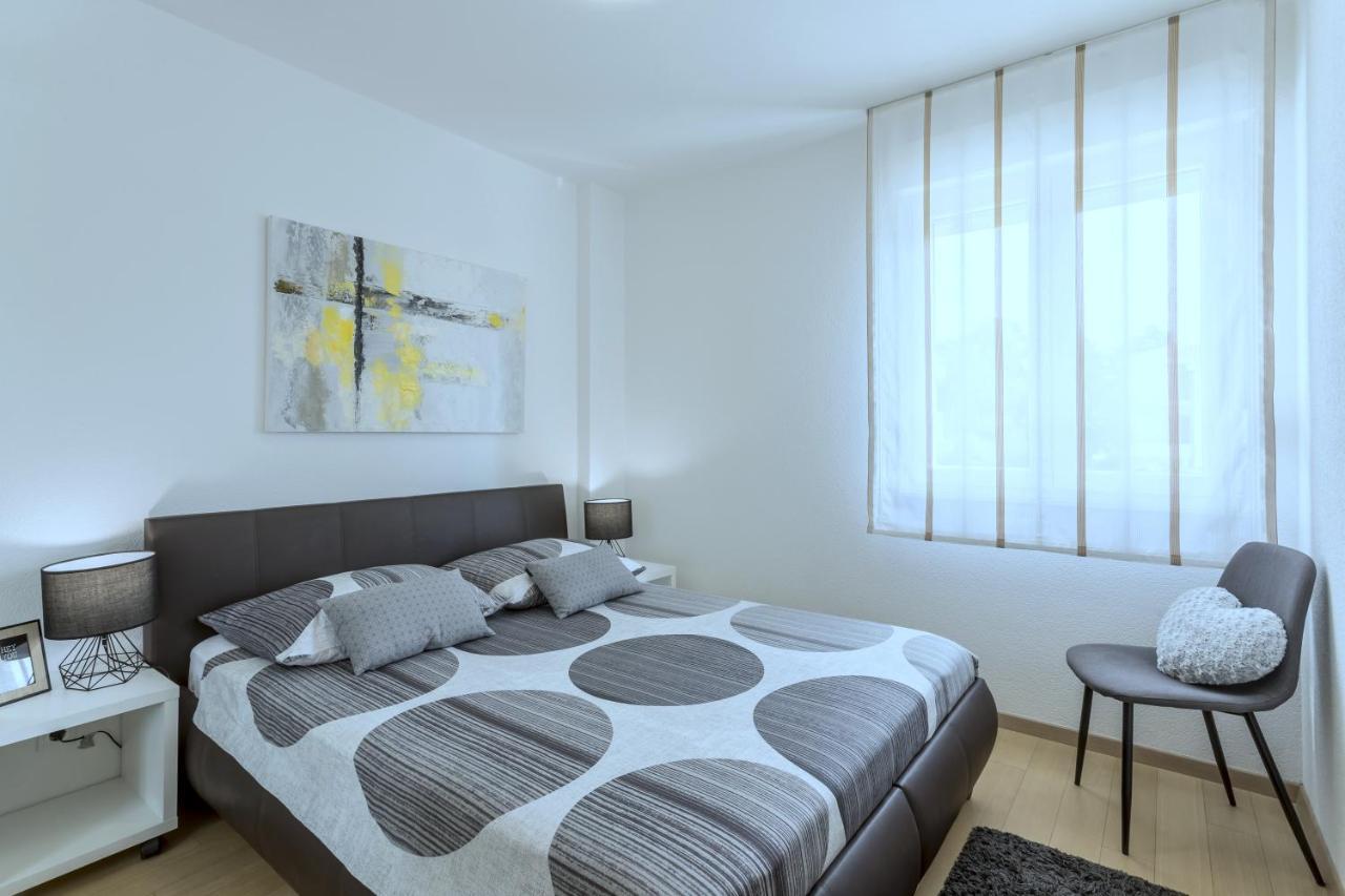 Iris Beach Apartments Kastela Luaran gambar
