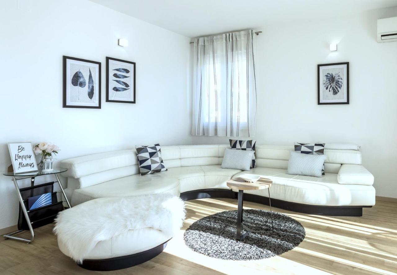 Iris Beach Apartments Kastela Luaran gambar